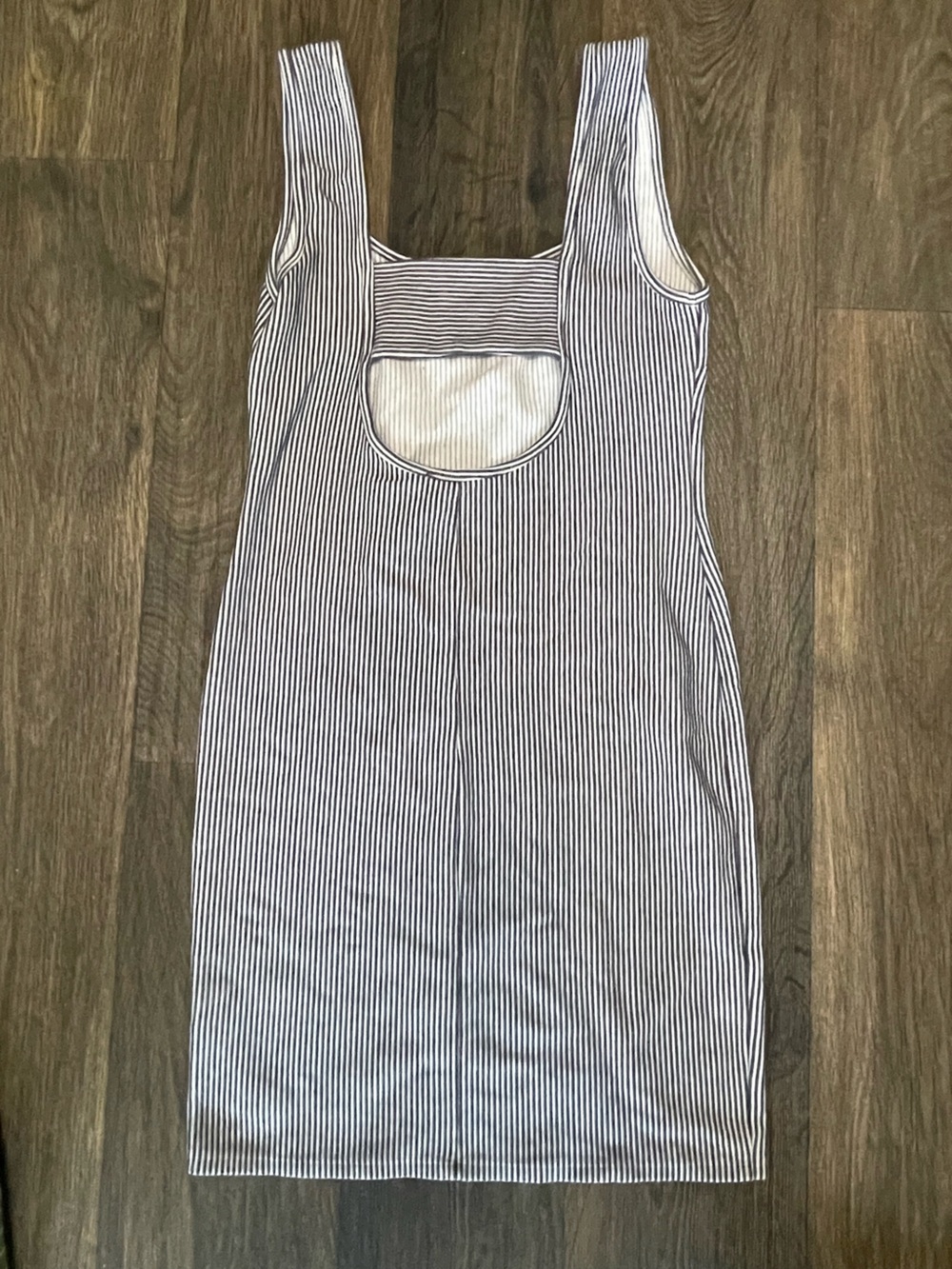 Dynamite Striped Ribbed dress - Picture 5 of 5